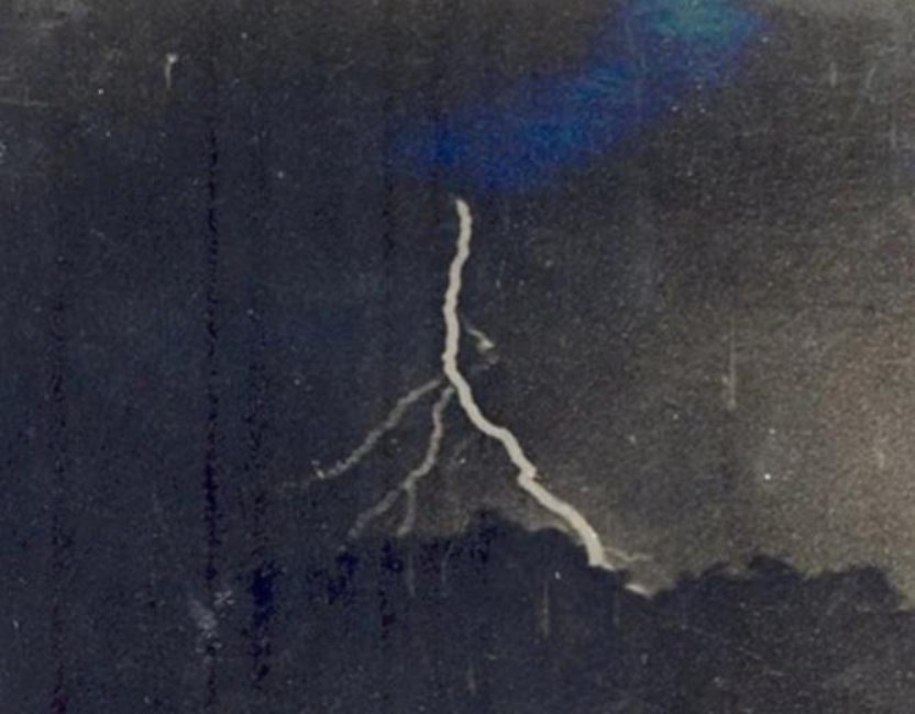 The First Lightning Photograph