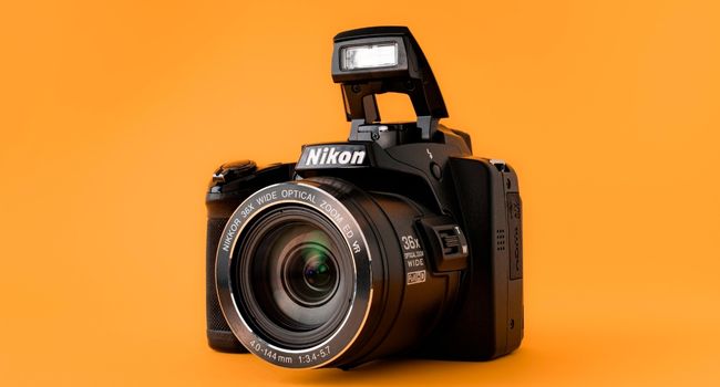 image of Nikon camera with built in flash