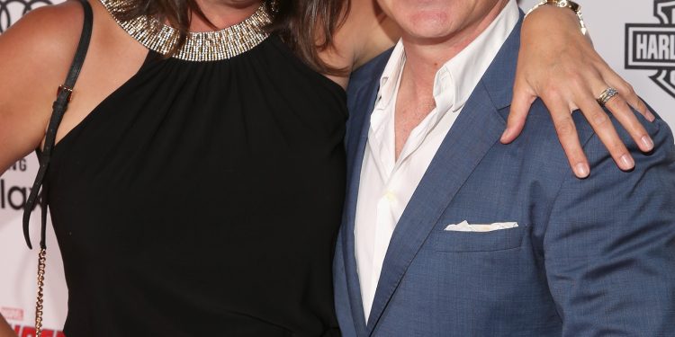 Ruvé Robertson: Rising Star in the Entertainment Industry