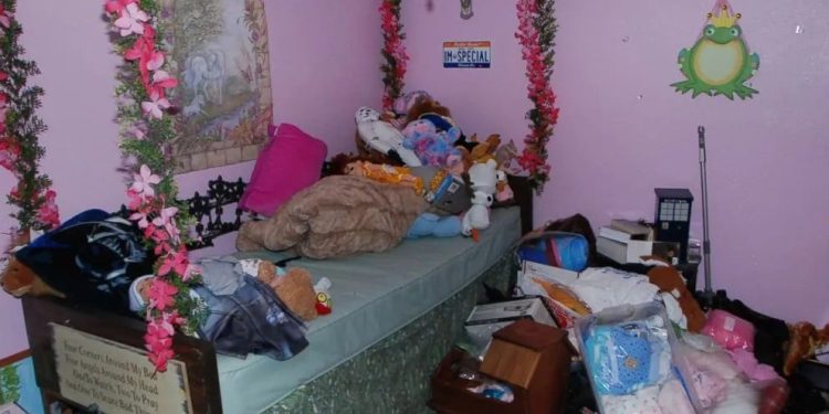 Gypsy Rose Crime Scene Photos: A Look at Legal and Ethical Boundaries