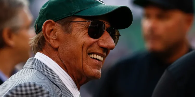 Joe Namath: The Legendary Quarterback Who Changed the Game