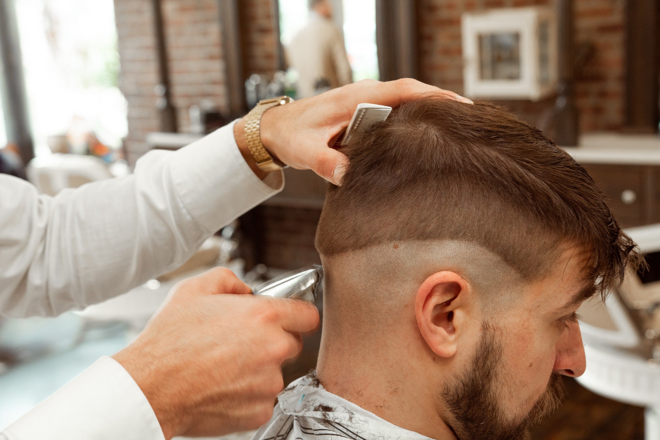 Low Taper Fade: The Ultimate Guide to This Classic Hairstyle